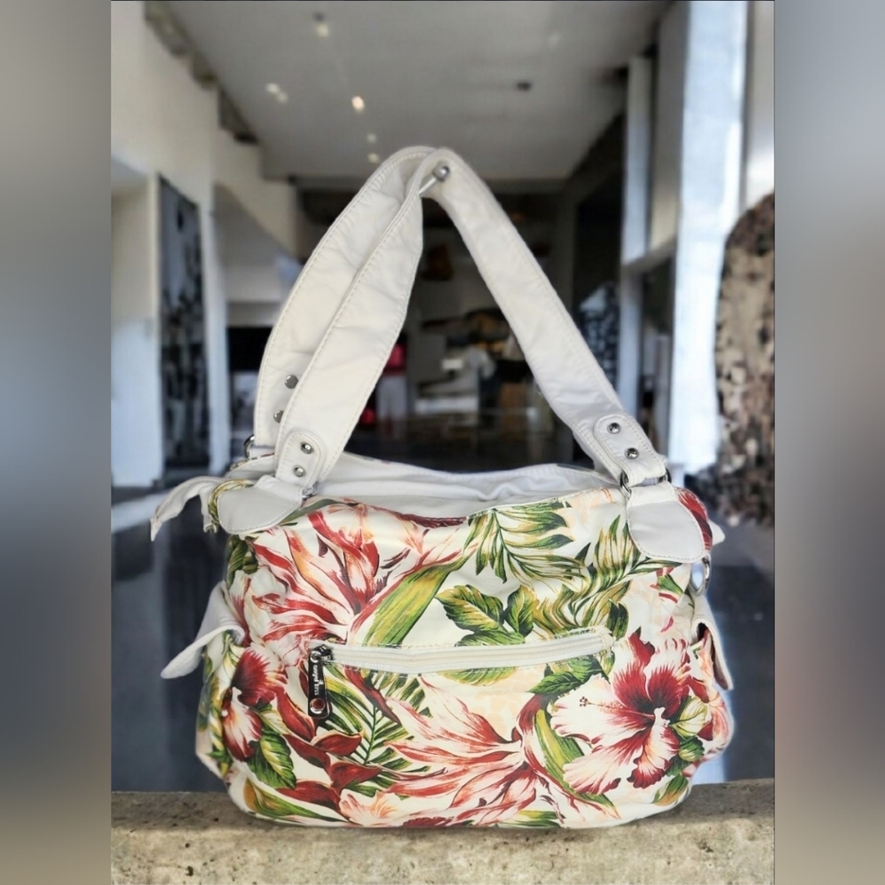 Floral White Angel Kiss Shoulder Bag With A Detachable Crossbody Strap Bag - Picture 2 of 13